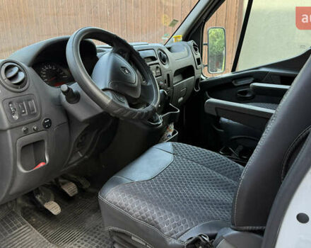 Белый Рено Мастер, объемом двигателя 2.3 л и пробегом 670 тыс. км за 16100 $, фото 12 на Automoto.ua