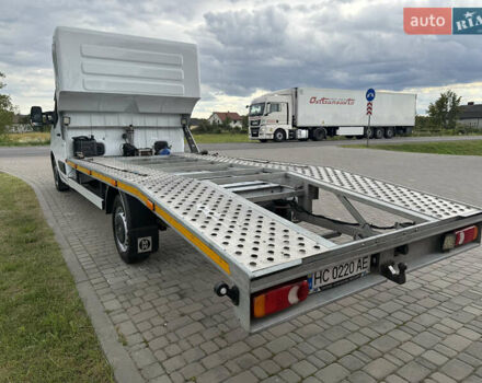 Белый Рено Мастер, объемом двигателя 2.3 л и пробегом 244 тыс. км за 22300 $, фото 2 на Automoto.ua