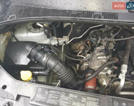 Білий Рено Мастєр, об'ємом двигуна 2.5 л та пробігом 380 тис. км за 16000 $, фото 17 на Automoto.ua