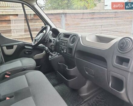 Білий Рено Мастєр, об'ємом двигуна 2.5 л та пробігом 380 тис. км за 16000 $, фото 10 на Automoto.ua