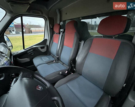 Белый Рено Мастер, объемом двигателя 2.3 л и пробегом 276 тыс. км за 16000 $, фото 18 на Automoto.ua