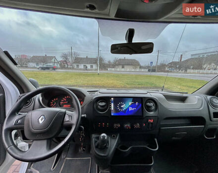 Белый Рено Мастер, объемом двигателя 2.3 л и пробегом 276 тыс. км за 16000 $, фото 15 на Automoto.ua