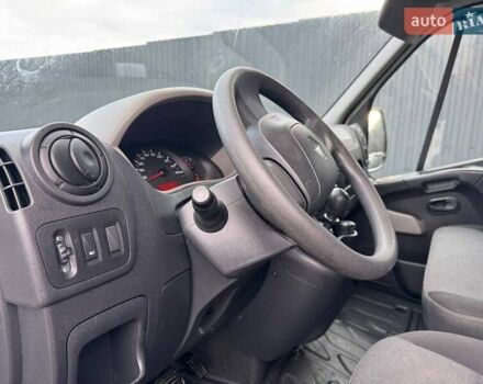 Белый Рено Мастер, объемом двигателя 2.3 л и пробегом 241 тыс. км за 21500 $, фото 16 на Automoto.ua