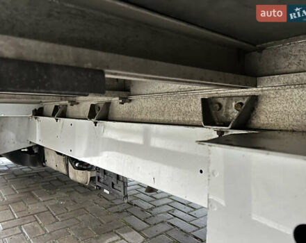 Белый Рено Мастер, объемом двигателя 2.3 л и пробегом 276 тыс. км за 16000 $, фото 27 на Automoto.ua