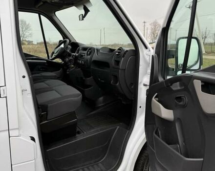 Белый Рено Мастер, объемом двигателя 2.3 л и пробегом 69 тыс. км за 23999 $, фото 17 на Automoto.ua