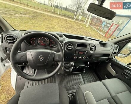 Белый Рено Мастер, объемом двигателя 2.3 л и пробегом 69 тыс. км за 23999 $, фото 21 на Automoto.ua