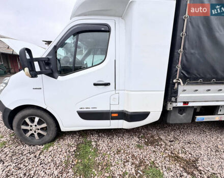 Белый Рено Мастер, объемом двигателя 0 л и пробегом 330 тыс. км за 16300 $, фото 3 на Automoto.ua