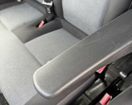 Білий Рено Мастєр, об'ємом двигуна 2.3 л та пробігом 225 тис. км за 22499 $, фото 27 на Automoto.ua