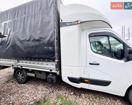 Белый Рено Мастер, объемом двигателя 0 л и пробегом 330 тыс. км за 16300 $, фото 8 на Automoto.ua