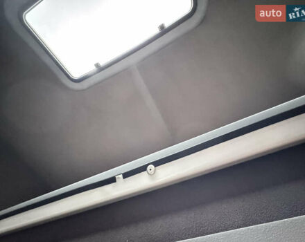 Белый Рено Мастер, объемом двигателя 0 л и пробегом 330 тыс. км за 16300 $, фото 18 на Automoto.ua