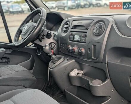 Белый Рено Мастер, объемом двигателя 2.3 л и пробегом 178 тыс. км за 19850 $, фото 22 на Automoto.ua