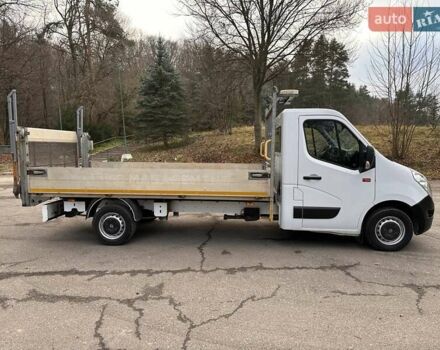 Белый Рено Мастер, объемом двигателя 2.3 л и пробегом 180 тыс. км за 17500 $, фото 5 на Automoto.ua