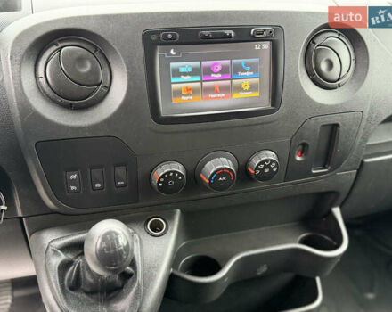 Белый Рено Мастер, объемом двигателя 2.3 л и пробегом 189 тыс. км за 21300 $, фото 18 на Automoto.ua