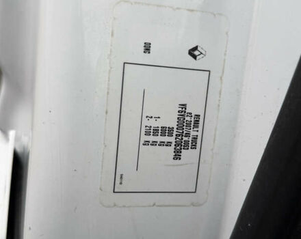 Белый Рено Мастер, объемом двигателя 2.3 л и пробегом 189 тыс. км за 21300 $, фото 22 на Automoto.ua