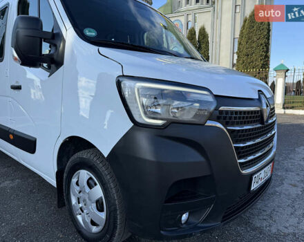 Белый Рено Мастер, объемом двигателя 0 л и пробегом 239 тыс. км за 23200 $, фото 15 на Automoto.ua