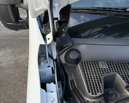 Белый Рено Мастер, объемом двигателя 0 л и пробегом 239 тыс. км за 23200 $, фото 59 на Automoto.ua