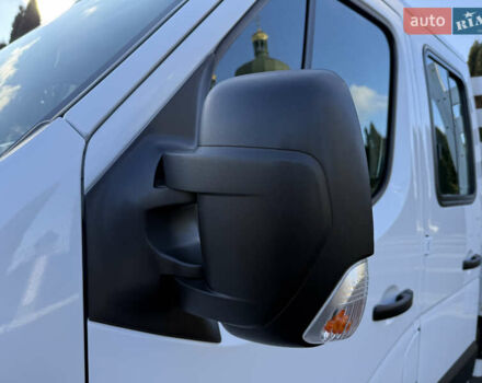 Белый Рено Мастер, объемом двигателя 0 л и пробегом 239 тыс. км за 23200 $, фото 18 на Automoto.ua