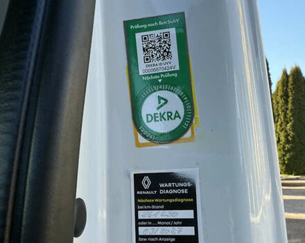 Белый Рено Мастер, объемом двигателя 0 л и пробегом 239 тыс. км за 23200 $, фото 34 на Automoto.ua