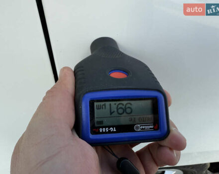 Белый Рено Мастер, объемом двигателя 0 л и пробегом 239 тыс. км за 23200 $, фото 75 на Automoto.ua