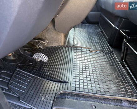 Белый Рено Мастер, объемом двигателя 0 л и пробегом 239 тыс. км за 23200 $, фото 33 на Automoto.ua