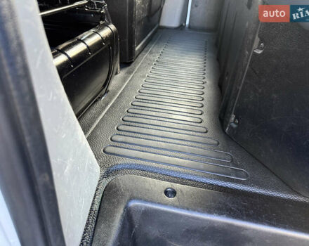 Белый Рено Мастер, объемом двигателя 0 л и пробегом 239 тыс. км за 23200 $, фото 55 на Automoto.ua