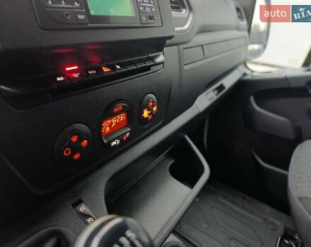 Білий Рено Мастєр, об'ємом двигуна 2.3 л та пробігом 267 тис. км за 19999 $, фото 29 на Automoto.ua