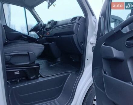 Білий Рено Мастєр, об'ємом двигуна 2.3 л та пробігом 267 тис. км за 19999 $, фото 22 на Automoto.ua