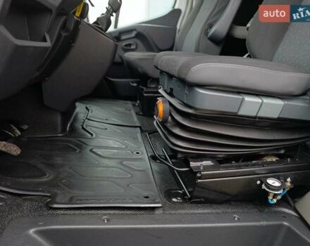 Білий Рено Мастєр, об'ємом двигуна 2.3 л та пробігом 267 тис. км за 19999 $, фото 36 на Automoto.ua