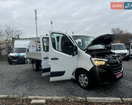 Белый Рено Мастер, объемом двигателя 0 л и пробегом 185 тыс. км за 28900 $, фото 19 на Automoto.ua