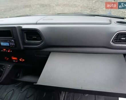 Білий Рено Мастєр, об'ємом двигуна 2.3 л та пробігом 267 тис. км за 19999 $, фото 25 на Automoto.ua