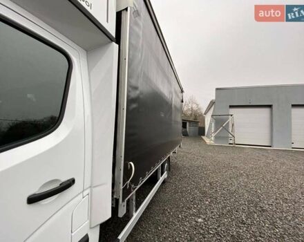 Белый Рено Мастер, объемом двигателя 2.3 л и пробегом 280 тыс. км за 20999 $, фото 6 на Automoto.ua