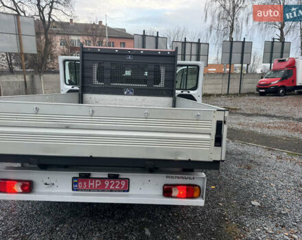 Белый Рено Мастер, объемом двигателя 0 л и пробегом 185 тыс. км за 28900 $, фото 32 на Automoto.ua