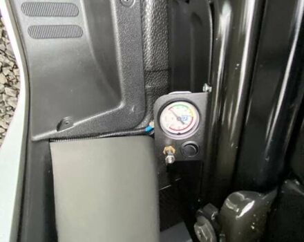 Белый Рено Мастер, объемом двигателя 2.3 л и пробегом 394 тыс. км за 19999 $, фото 38 на Automoto.ua