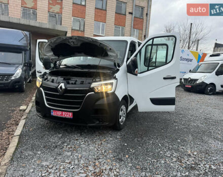 Белый Рено Мастер, объемом двигателя 0 л и пробегом 185 тыс. км за 28900 $, фото 22 на Automoto.ua