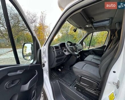 Рено Мастер 2022 в Ковель на Automoto.ua Белый Рено Мастер, объемом двигателя 2.3 л и пробегом 267 тыс. км за 19999 $, фото 35 на Automoto.ua