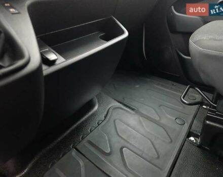 Білий Рено Мастєр, об'ємом двигуна 2.3 л та пробігом 267 тис. км за 19999 $, фото 27 на Automoto.ua