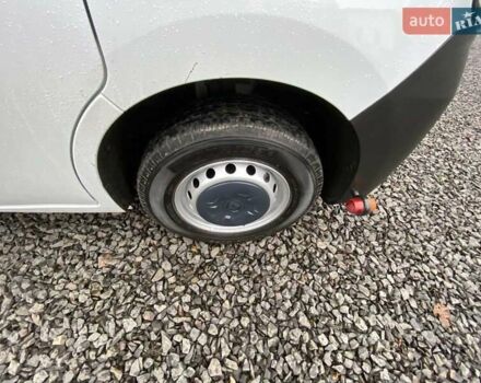 Белый Рено Мастер, объемом двигателя 2.3 л и пробегом 394 тыс. км за 19999 $, фото 28 на Automoto.ua