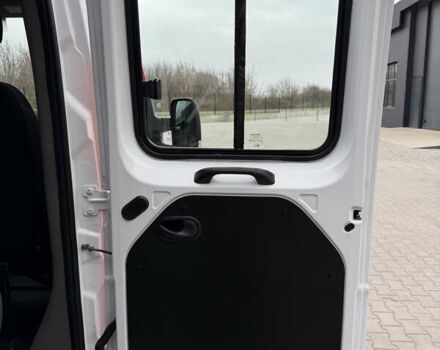 Білий Рено Мастєр, об'ємом двигуна 2.3 л та пробігом 33 тис. км за 30500 $, фото 42 на Automoto.ua