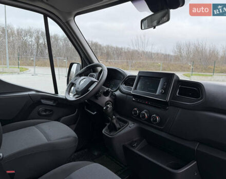 Білий Рено Мастєр, об'ємом двигуна 2.3 л та пробігом 33 тис. км за 30500 $, фото 61 на Automoto.ua