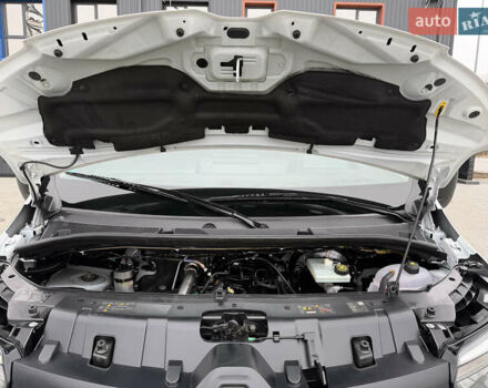 Білий Рено Мастєр, об'ємом двигуна 2.3 л та пробігом 33 тис. км за 30500 $, фото 63 на Automoto.ua