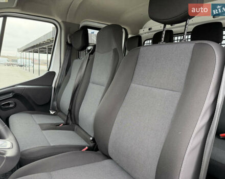 Білий Рено Мастєр, об'ємом двигуна 2.3 л та пробігом 33 тис. км за 30500 $, фото 47 на Automoto.ua