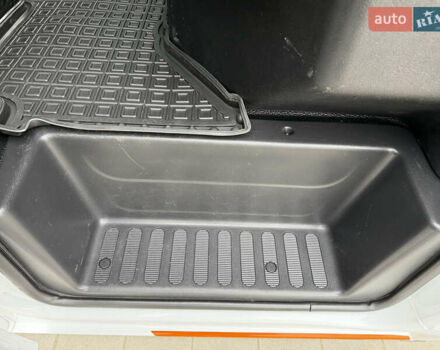 Білий Рено Мастєр, об'ємом двигуна 2.3 л та пробігом 33 тис. км за 30500 $, фото 33 на Automoto.ua