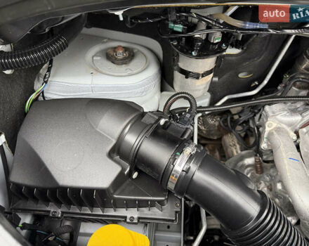 Білий Рено Мастєр, об'ємом двигуна 2.3 л та пробігом 33 тис. км за 30500 $, фото 67 на Automoto.ua