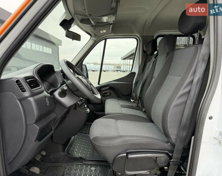 Білий Рено Мастєр, об'ємом двигуна 2.3 л та пробігом 33 тис. км за 30500 $, фото 45 на Automoto.ua