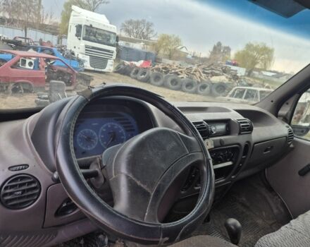 Белый Рено Мастер, объемом двигателя 2.5 л и пробегом 500 тыс. км за 2600 $, фото 10 на Automoto.ua