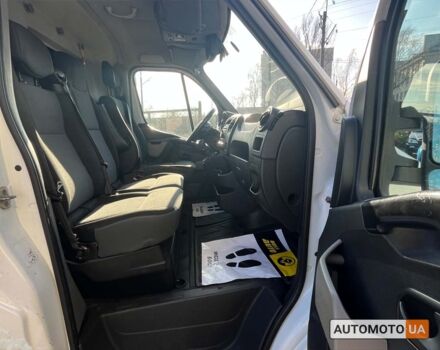Белый Рено Мастер, объемом двигателя 2.3 л и пробегом 450 тыс. км за 12800 $, фото 17 на Automoto.ua