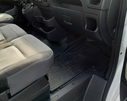 Белый Рено Мастер, объемом двигателя 2.3 л и пробегом 709 тыс. км за 14500 $, фото 7 на Automoto.ua