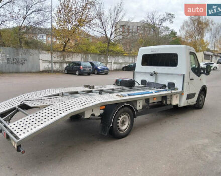 Белый Рено Мастер, объемом двигателя 2.3 л и пробегом 440 тыс. км за 16000 $, фото 3 на Automoto.ua