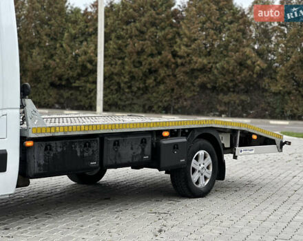 Белый Рено Мастер, объемом двигателя 2.3 л и пробегом 580 тыс. км за 15300 $, фото 51 на Automoto.ua