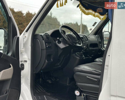 Белый Рено Мастер, объемом двигателя 2.3 л и пробегом 580 тыс. км за 15300 $, фото 17 на Automoto.ua